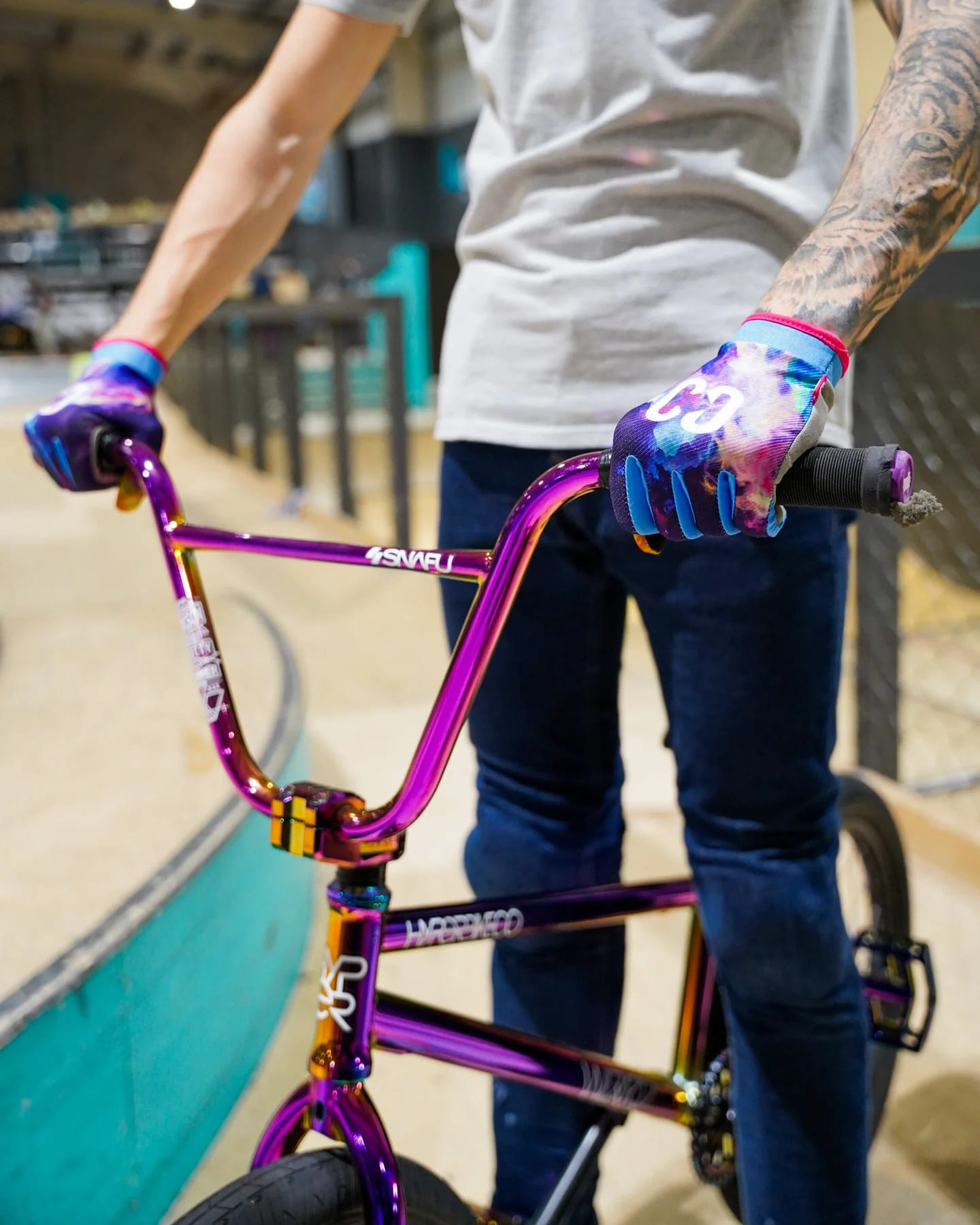 CORE - Aero Gloves - Neon Galaxy - rukavice